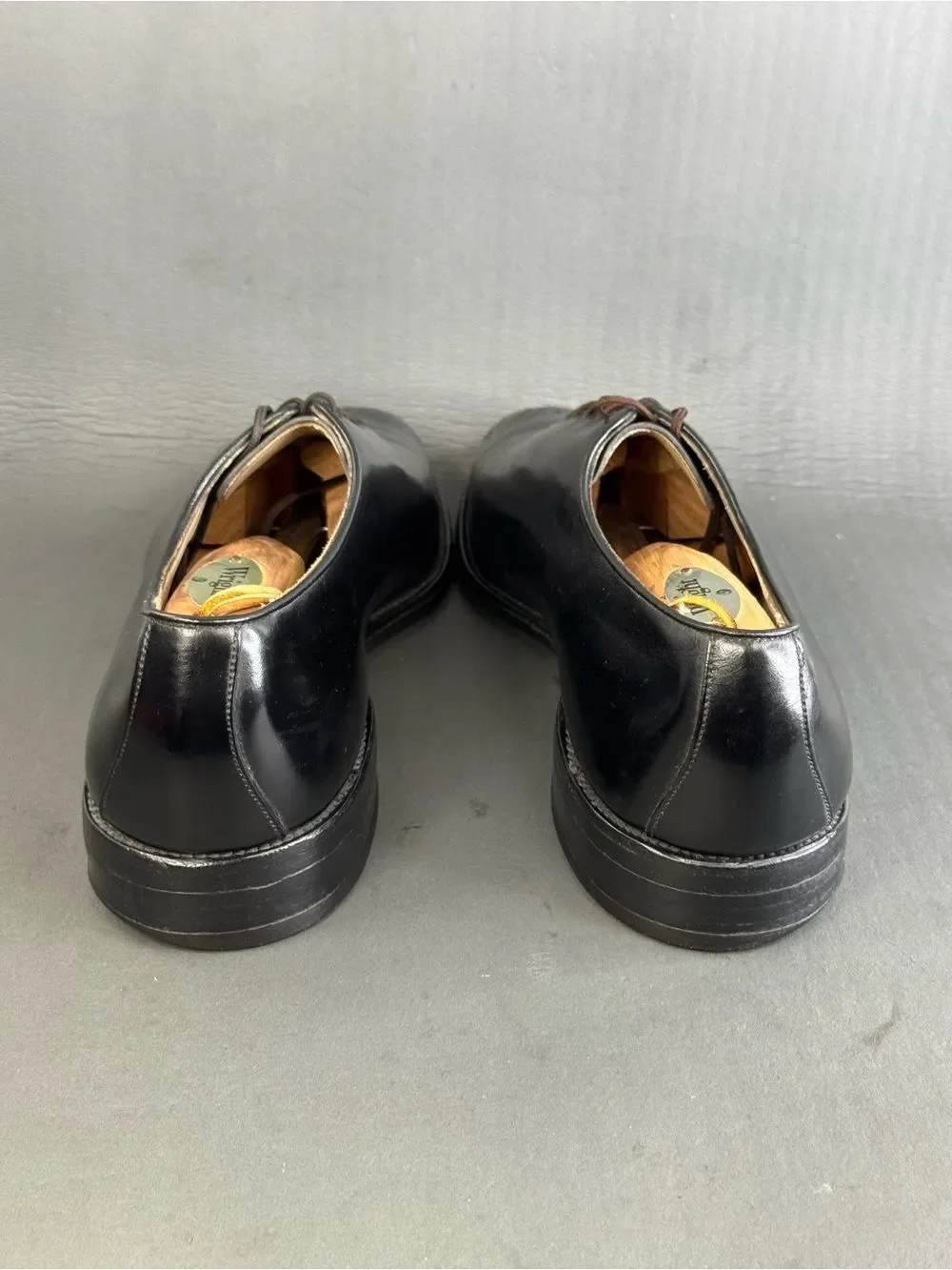 Allen Edmonds black leather Berkley Oxford shoes men’s size 9D